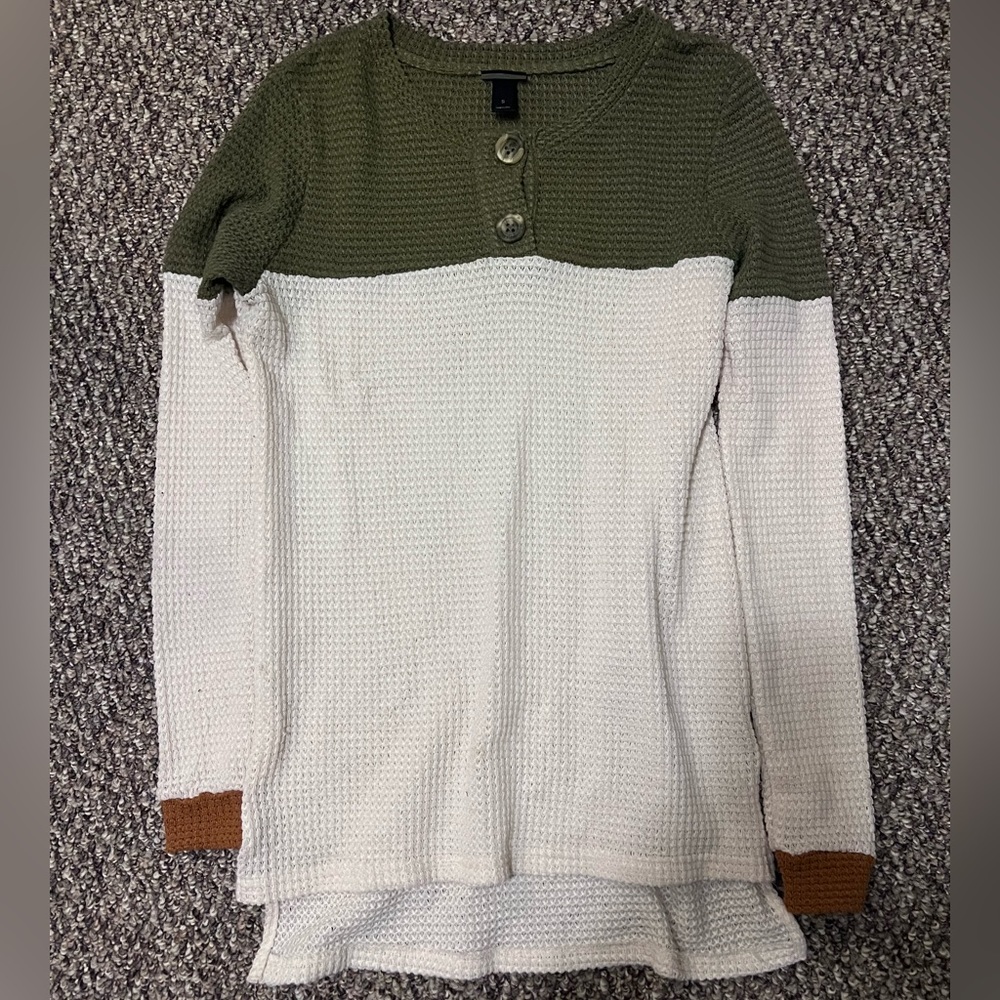 W Buckle oversized top